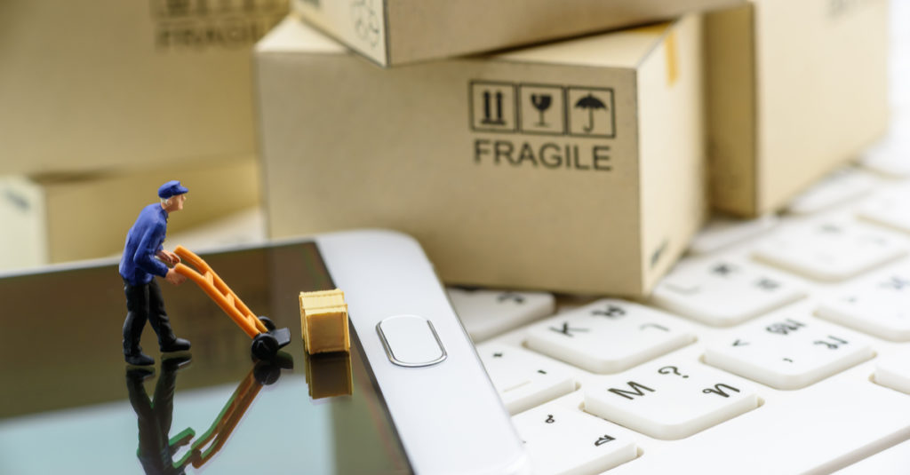 How Hiring an eCommerce Fulfillment Service Helps Your Business Grow?